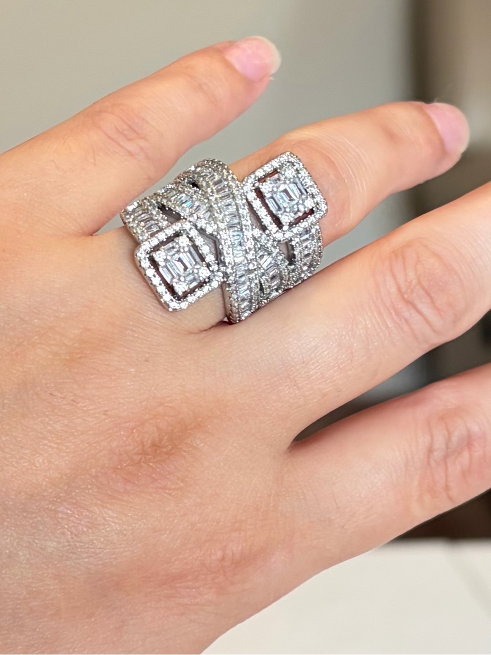 Inlaid Sparkling Synthetic Zirconia Engagement Ring. - Picture 7 of 11